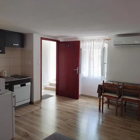 Nevija Apartament