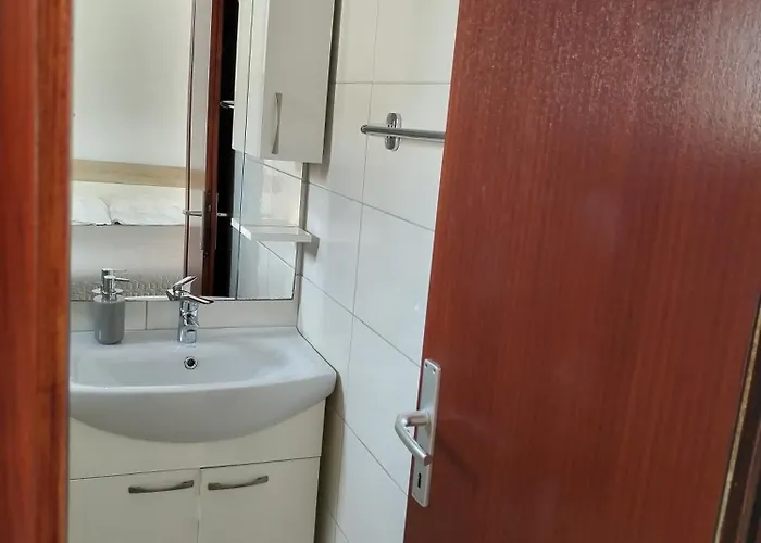 Nevija Apartman *