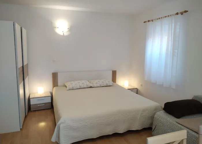 Apartman Nevija Valun