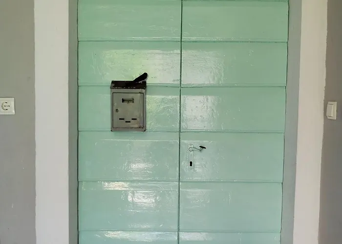 Nevija Apartman Valun